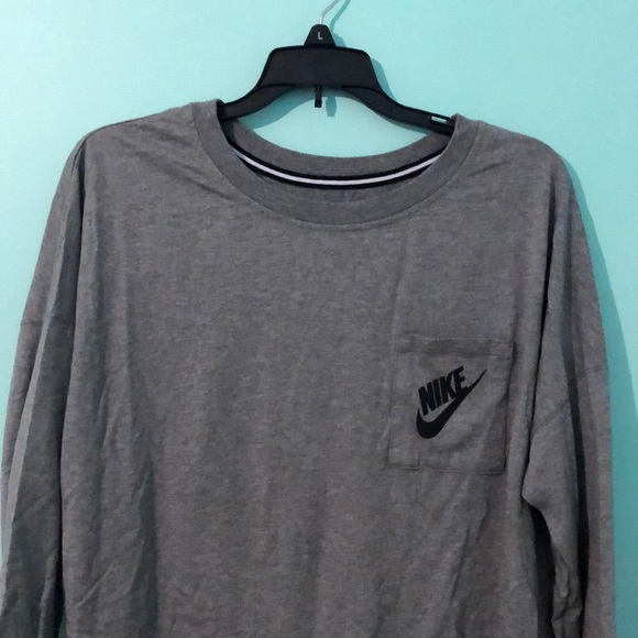 Nike Tops - Long sleeve gray Nike shirt